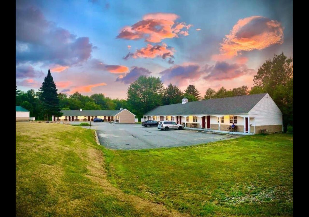 Stonybrook & Motel 2*