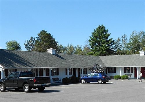 Stonybrook & Motel 2*